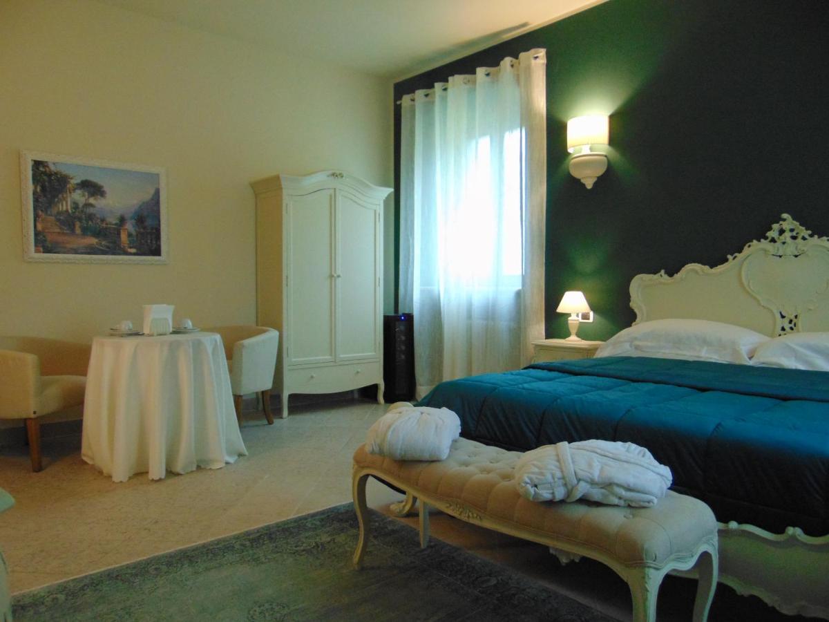 Galleria Imperiale Relais De Charme Сарнико Экстерьер фото