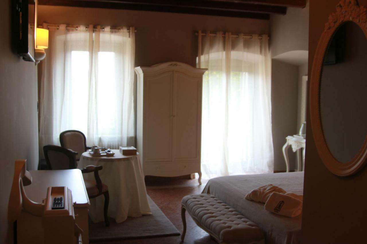 Galleria Imperiale Relais De Charme Сарнико Экстерьер фото