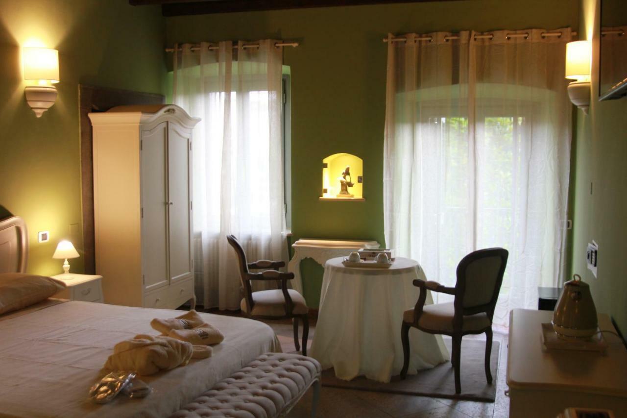 Galleria Imperiale Relais De Charme Сарнико Экстерьер фото